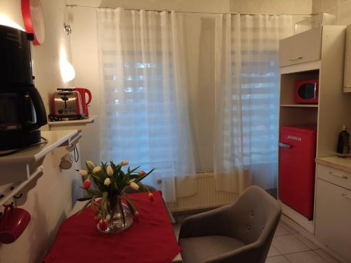 Ferienwohnung mit separatem Eingang und Parkplatz, ideal für Handwerker und Geschäftsreisende - Housity