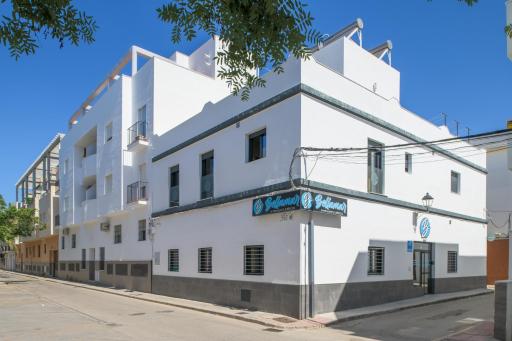 Apartamentos Bellamar - Housity