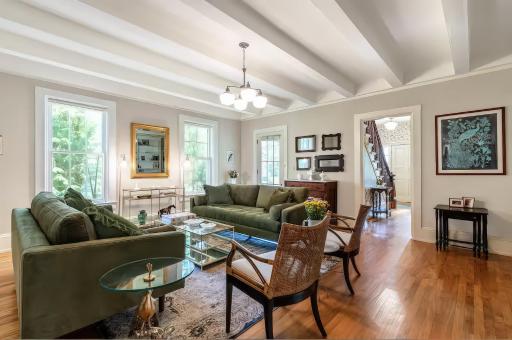 The School House - Walk to all Shops and Restaurants - New Remodel - Housity