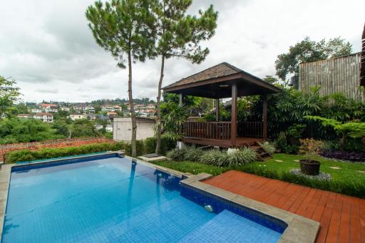 Family Only Pool & Mountain View Modern Bamboo Villa - De Reiz Ethnic Syariah - Housity