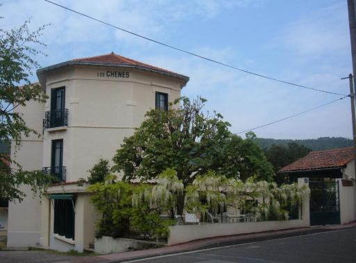 Les Chenes Chambres D'hote - Housity