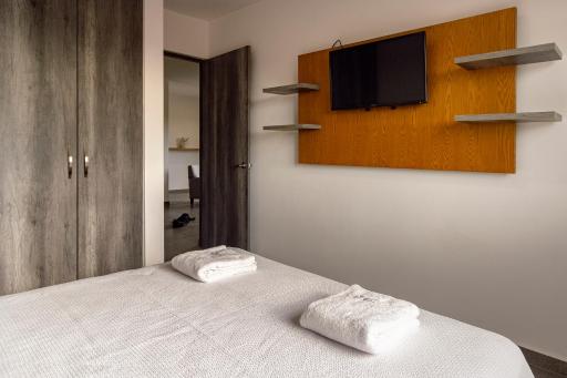 Coyotes Housing Services - Torres Departamentales - Housity