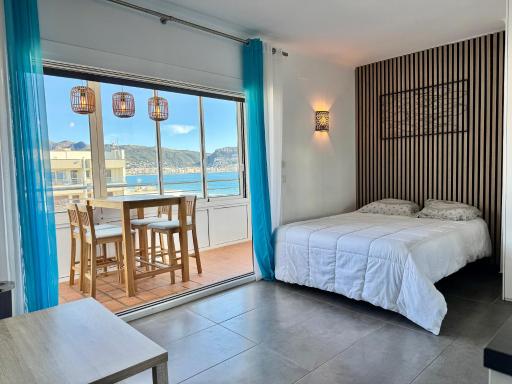 Studio Roses Beach - Housity