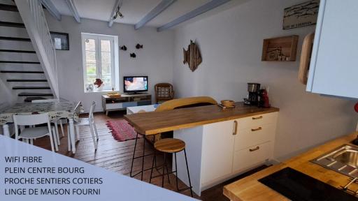 Le Gîte de l'Amer - T2 - Duplex - Centre Bourg - Housity