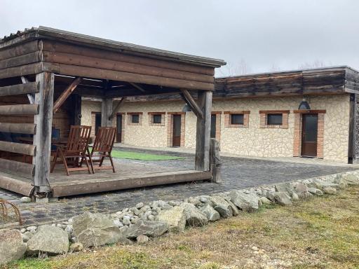 Turistická ubytovňa Zlatka - Housity