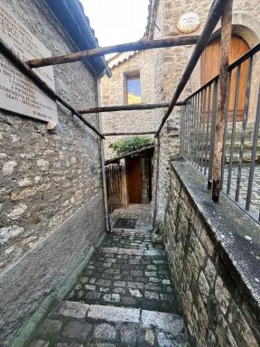 Dimora Forgione B&B - Pietrelcina - Housity