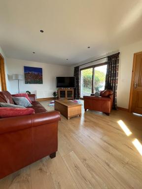 Mourne Coastal Guesthouse - Housity