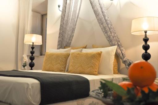 Chic Suite Sequa in Taviras Historical Centre - Housity