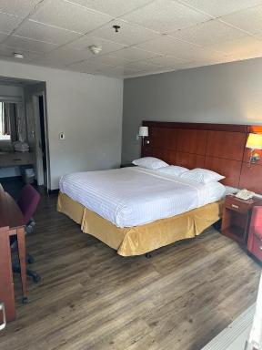 Park View Inn. - Housity