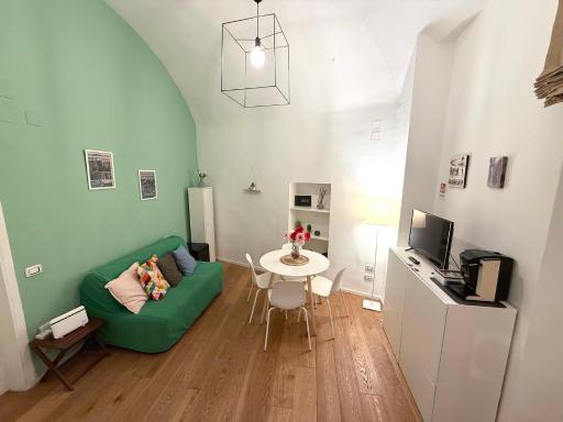 Fiftythree house - in the heart of Napoli - Housity