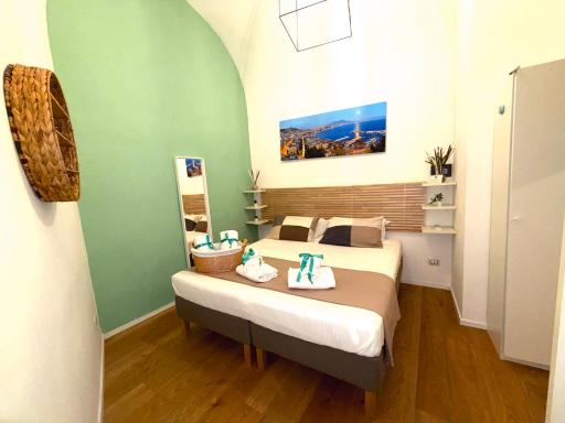 Fiftythree house - in the heart of Napoli - Housity