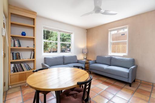 Casa Columbia, 1 Bedroom, Near Plaza, Centrally Located, Wi-Fi, Sleeps 2 - Housity