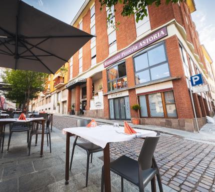 Hotel Astoria - Housity