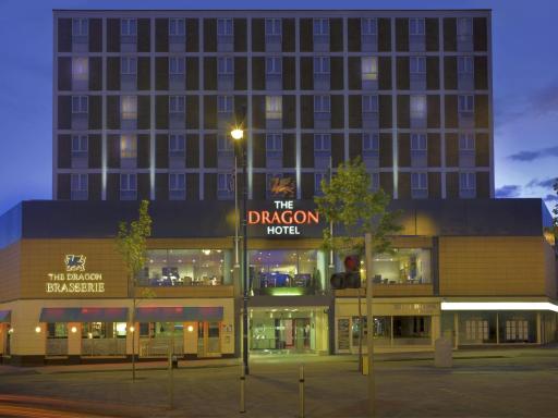 The Dragon Hotel - Housity
