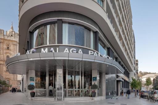AC Hotel Málaga Palacio by Marriott - Housity