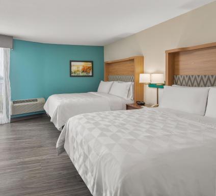 Holiday Inn Charleston-Riverview, an IHG Hotel - Housity