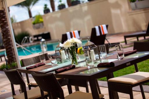Renaissance Baton Rouge Hotel - Housity