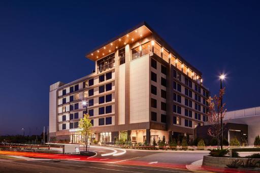 AC Hotel by Marriott Bridgewater - Housity