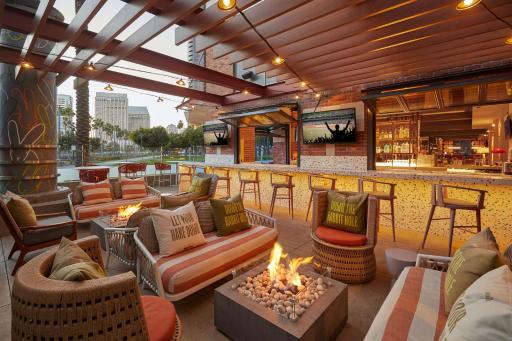 Hilton San Diego Gaslamp Quarter - Housity