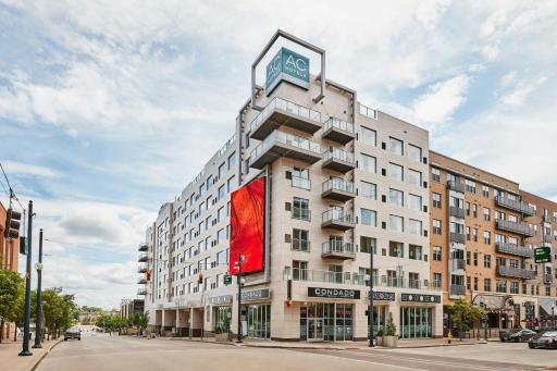 AC Hotel by Marriott Cincinnati at The Banks - Housity