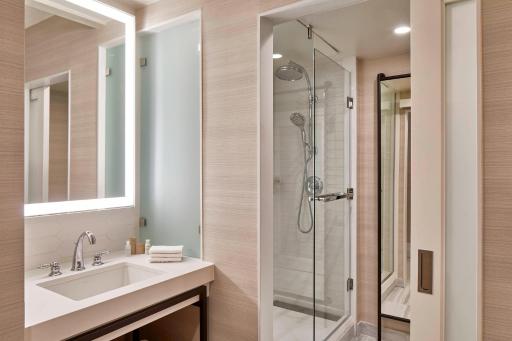 Renaissance Dallas Hotel - Housity