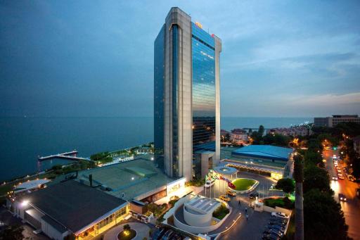 Renaissance Polat Istanbul Hotel - Housity