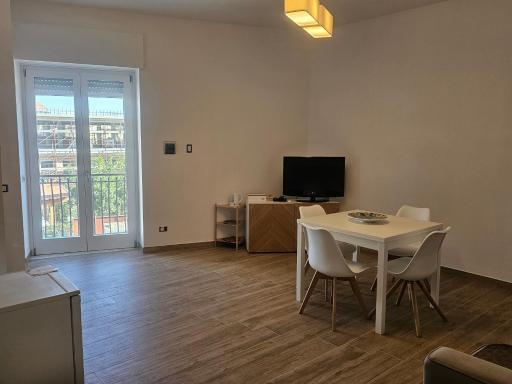Vanvitelli's Guest House -Affittacamere - Housity