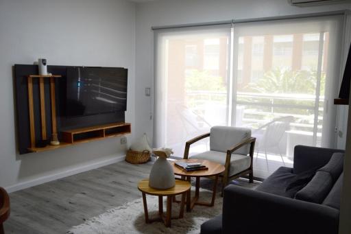 Excelente departamento en Puerto Madero - Housity