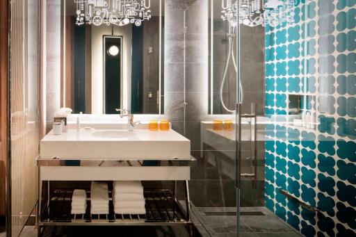 Hotel Nia, Autograph Collection - Housity