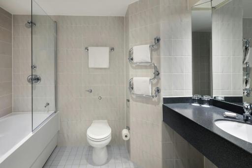 Delta Hotels by Marriott Newcastle Gateshead - Housity