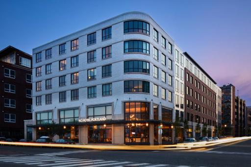 AC Hotel by Marriott Portland Downtown/Waterfront, ME - Housity
