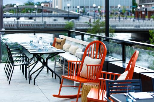 Renaissance Reno Downtown Hotel & Spa - Housity