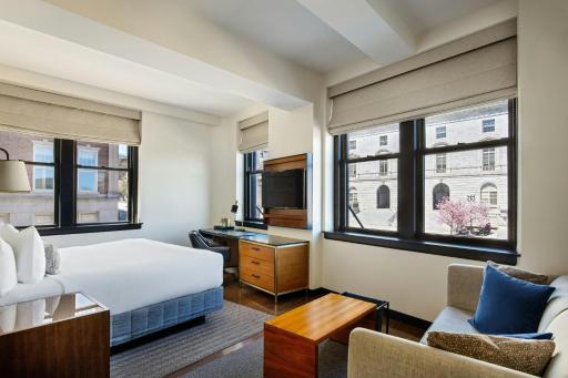 The Press Hotel, Autograph Collection - Housity