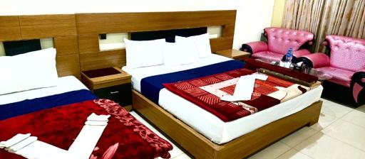 Hotel Palace Lodge Multan - Housity