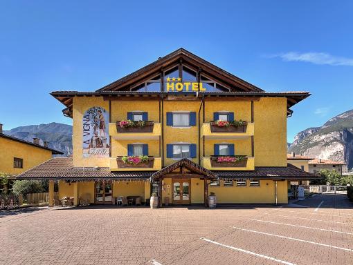 Hotel Garni La Vigna - Adult Friendly - Housity