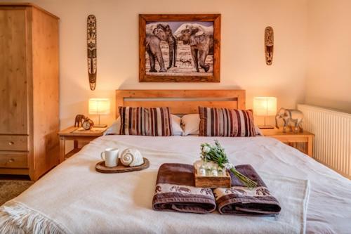 Africa House - Housity