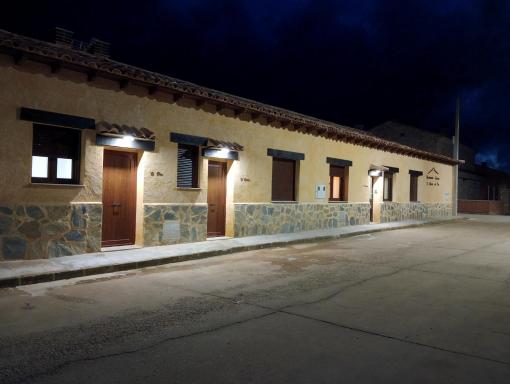 Alojamientos Rurales El Rincón del Pico - Housity