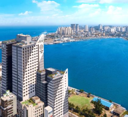 Sea Cruise Hotel - Housity