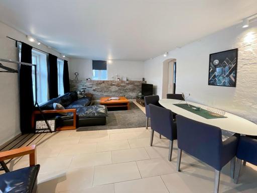 Bnb Downtown Stavanger Nicolas 3 2 Rooms - Housity