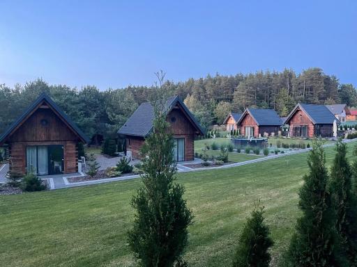 Sosnowe Domki - Housity