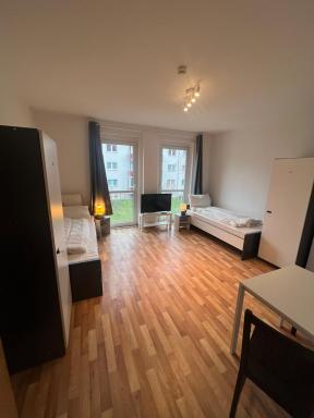 MonteurzimmerKING Merseburg - Housity