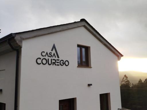 Apartamentos Casa Courego - Housity