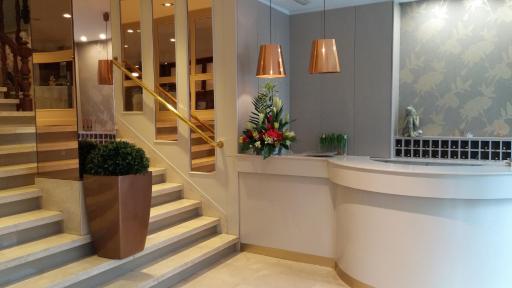 Hotel Serantes - Housity