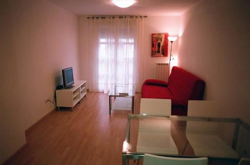 Apartamentos Auhabitat Zaragoza, edificio de apartamentos turísticos - Housity