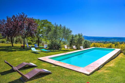 CASALE TRE CIPRESSI 10, Emma Villas - Housity