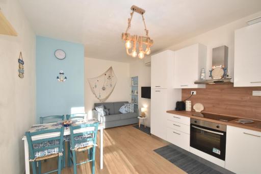 Appartamento Amapola - Bilocale in zona mare con clima e posto auto - Housity