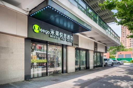 Meego Yes Hotel - Housity