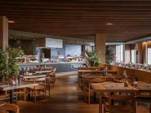 The Mountains Hotel - Housity