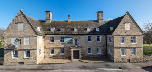 The Haycock Manor Hotel - Housity