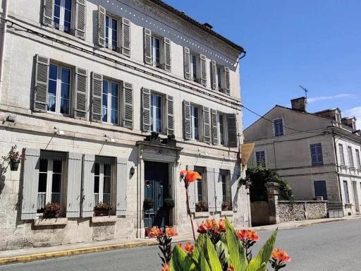 Repos à Ribérac B&B - Housity